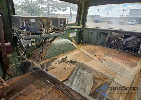 1985 Chevrolet D10 Military Blazer from USA, damaged, VIN 1G8ED18J7FF209118